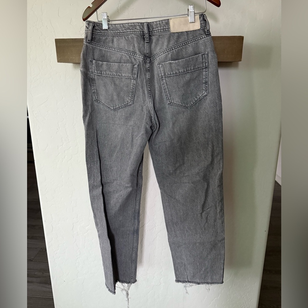 River Island|Gray high waisted,straight leg Jeans with raw hem•••size 12,staple - Picture 8 of 16